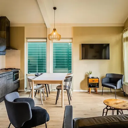 In Hét Bomendorp De Veluwe *