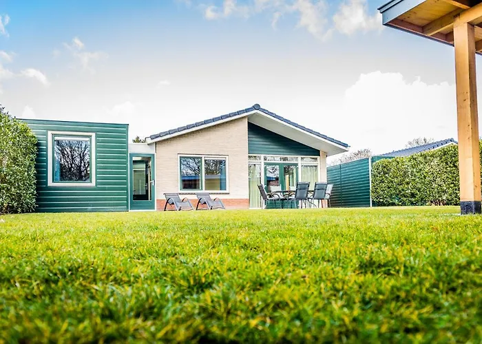 Feriehus In Het Bomendorp De Veluwe