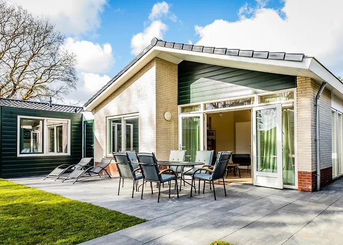 Casa de Férias In Het Bomendorp De Veluwe