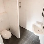 In Het Bomendorp De Veluwe * Пюттен