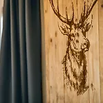 In Het Bomendorp De Veluwe Пюттен