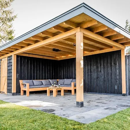 In Het Bomendorp De Veluwe פוטן